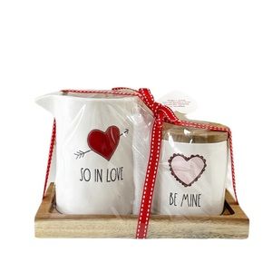 NEW Rae Dunn ♥️SO IN LOVE/BE MINE♥️ Valentine’s Day Cream & Sugar Set with Tray